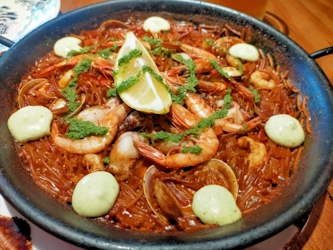 フィデワ ショートパスタを使用したパエジャです