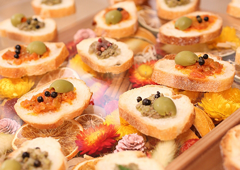 パーティーにピッタリのスペイン料理へ