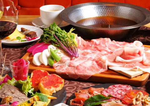 日本でここだけ ワインしゃぶしゃぶへ